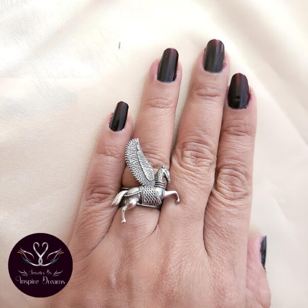 Gunja Flying Horse Ring