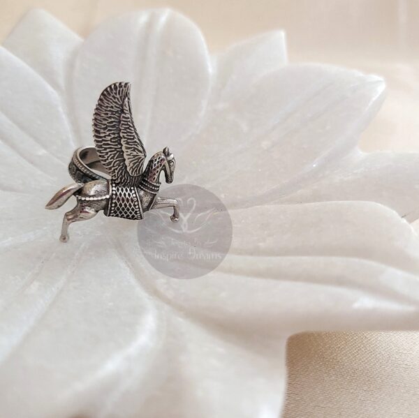 Gunja Flying Horse Ring - Image 2