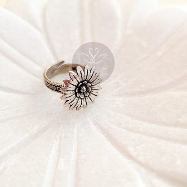 Pankhuri Sunflower Ring - Image 2