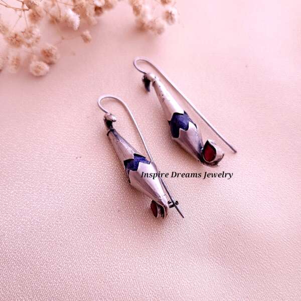 HUMMINGBIRD MOTIF EARRING WITH LAPIS LAZULI STONE - Image 3