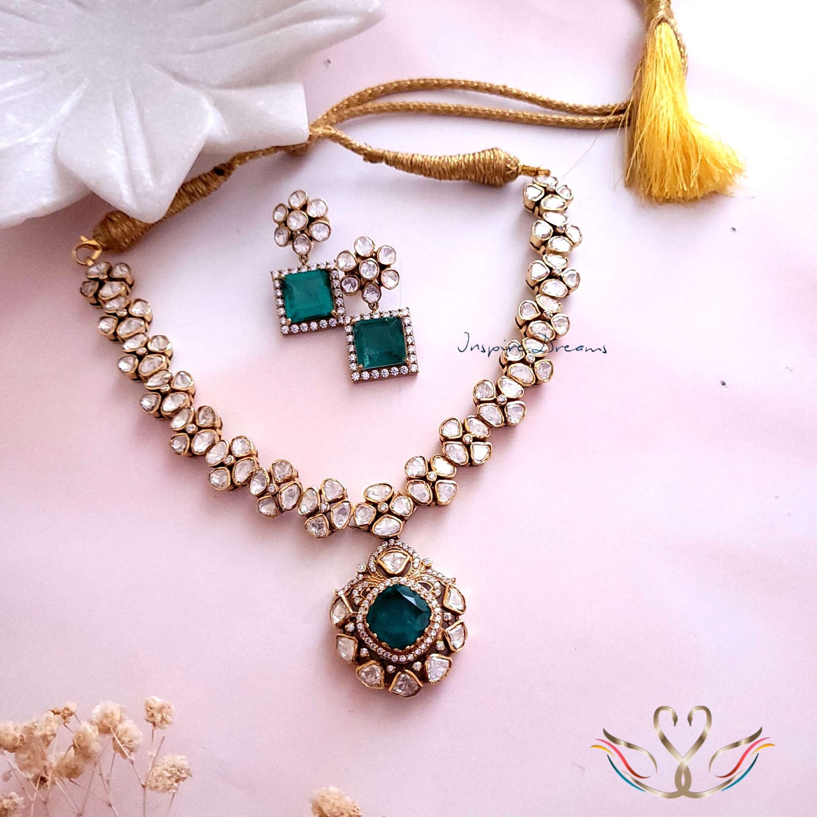 Emerald Noor