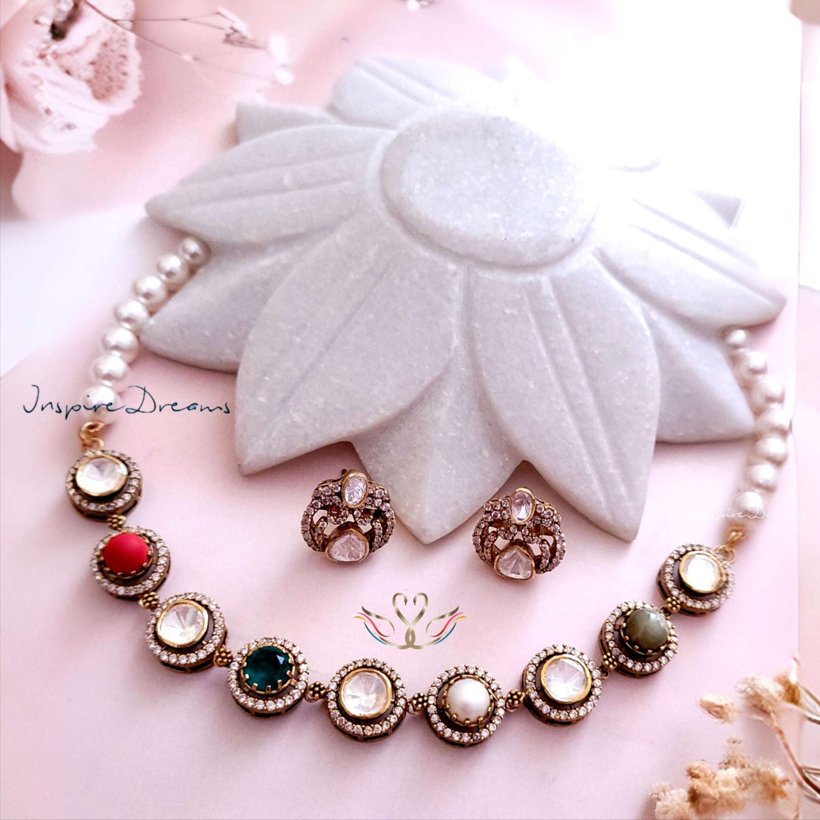 92.5 SILVER GOLD TONE CLUSTING VICTORIAN SHORT NECKLACE